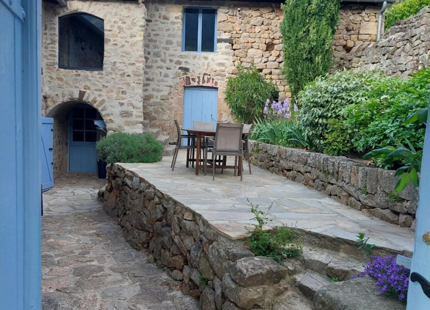 Authentique Presbytere Pour 6 Personnes Asperjoc Сasa de vacaciones
